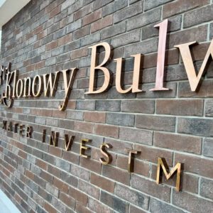 Apartamentowce i inwestycje — realizacja 9