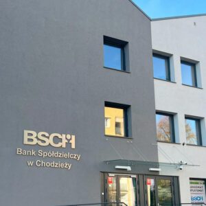 Biura, urzędy i banki — realizacja 18