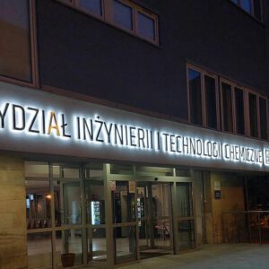 Wyższe uczelnie — realizacja 1
