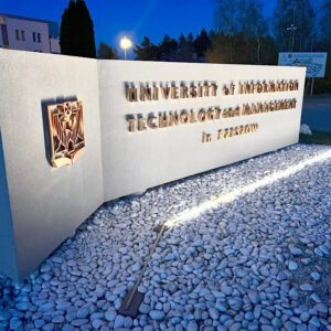 Wyższe uczelnie — realizacja 7